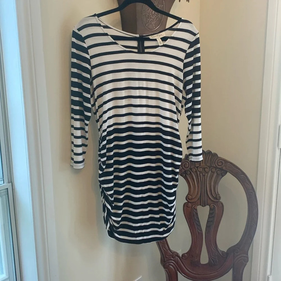 JESSICA‎ SIMPSON STRIPED BLACK & WHITE MATERNITY 3/4 SLEEVE WITH RUCHING SIZE LG - Picture 1 of 7
